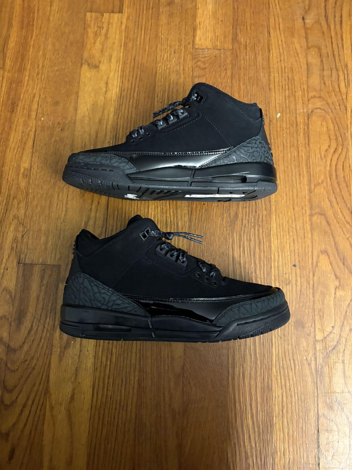 Jordan 3 Black Cat