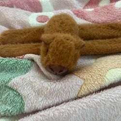 Capybara slap bracelet