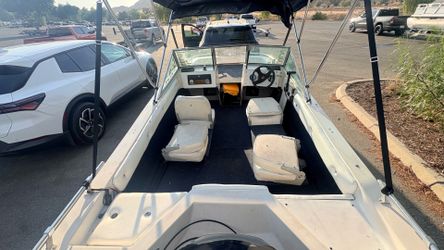 Boat Tri Hull thundercraft 1985