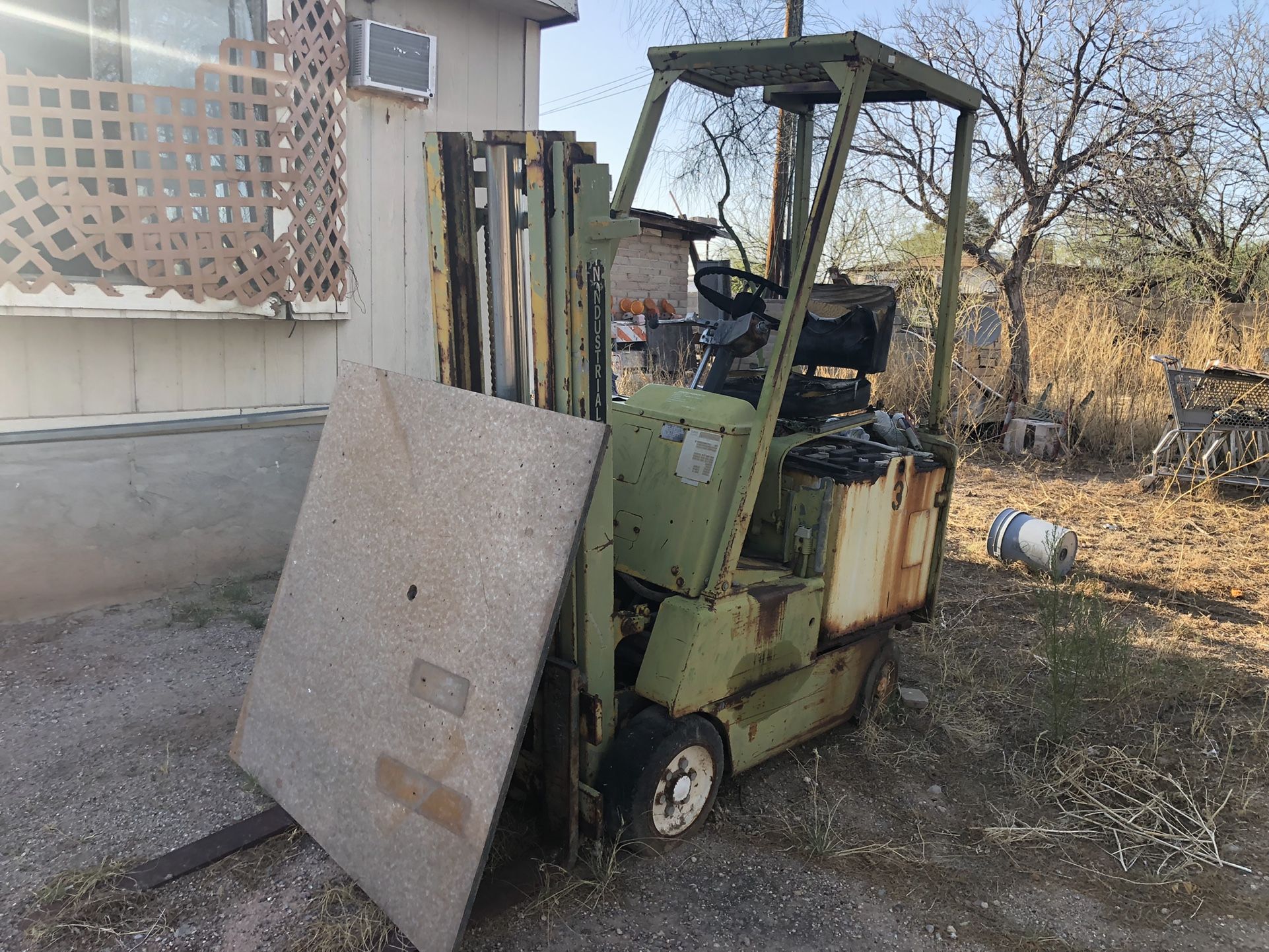 Clark Warehouse Forklift