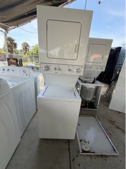 Washer and dryer apartment size 24”