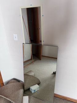 Wall Mirror / Bathroom Vanity Mirror