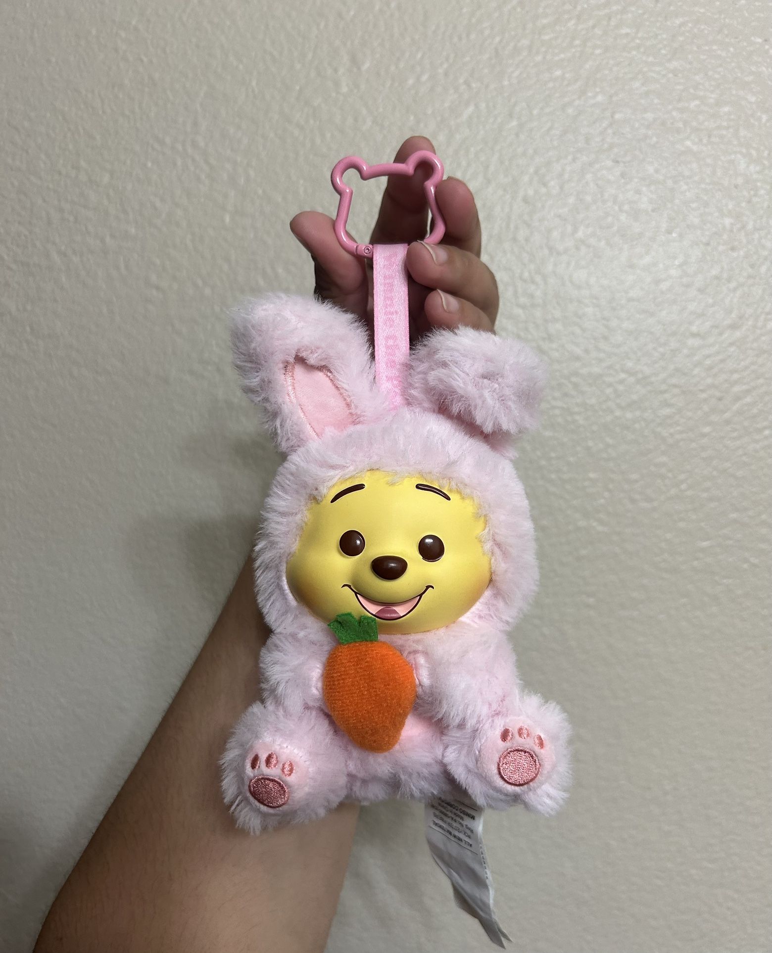 Miniso Winnie The Pooh Plush Keychain 🥕 🩷