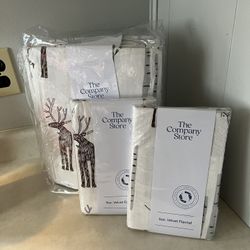 BRAND NEW!!! THE COMPANY STORE KING DUVET COVER WITH 2 SHAMS