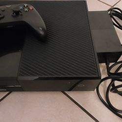 XBOX ONE + 6 GAMES