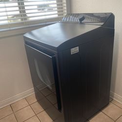 LG Washer & Dryer Set – Excellent Condition