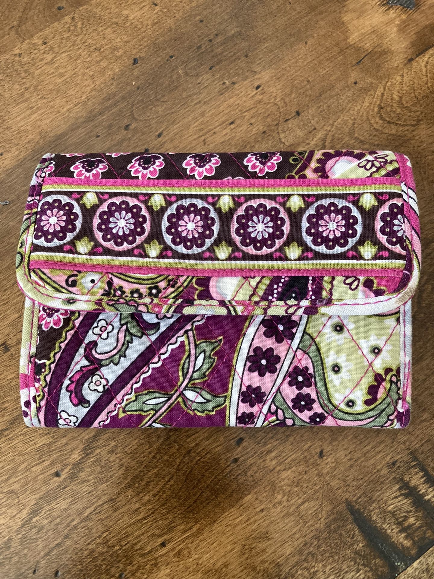 Vera Bradley Wallet Very Berry Paisley Pattern