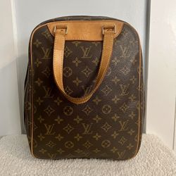 Louis Vuitton Monogram Excursion Bag