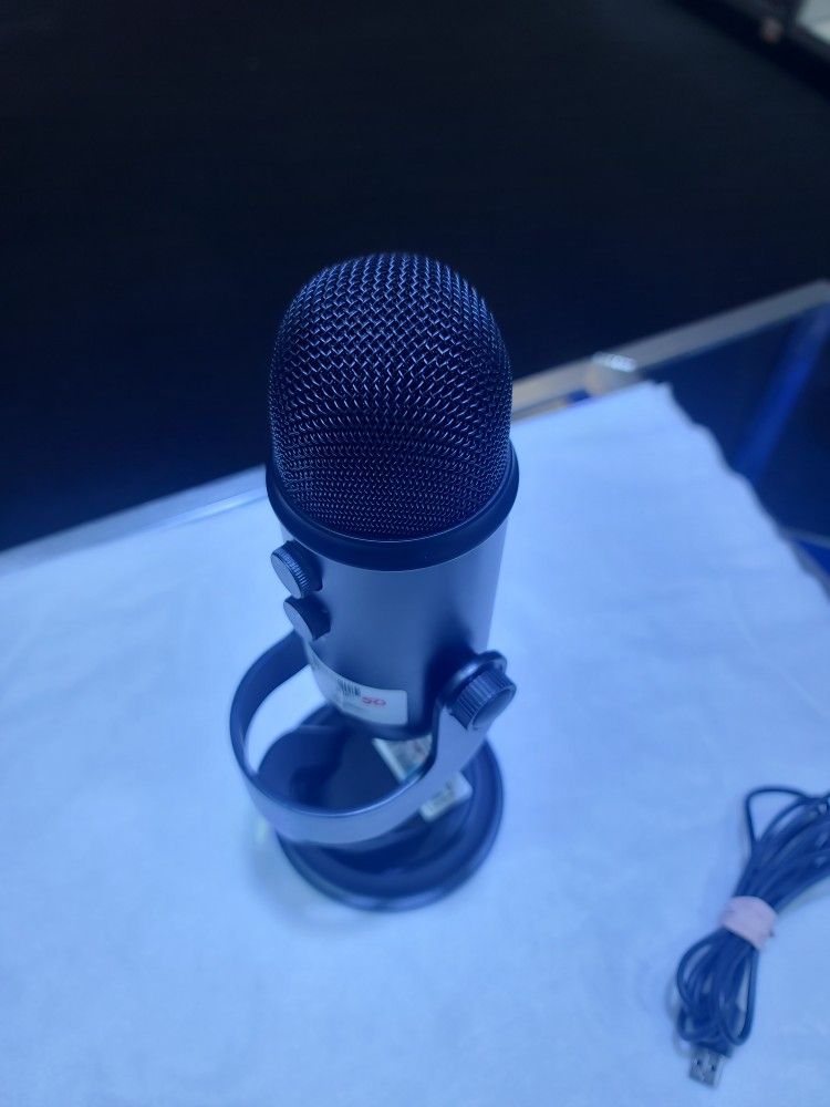 MICROPHONE