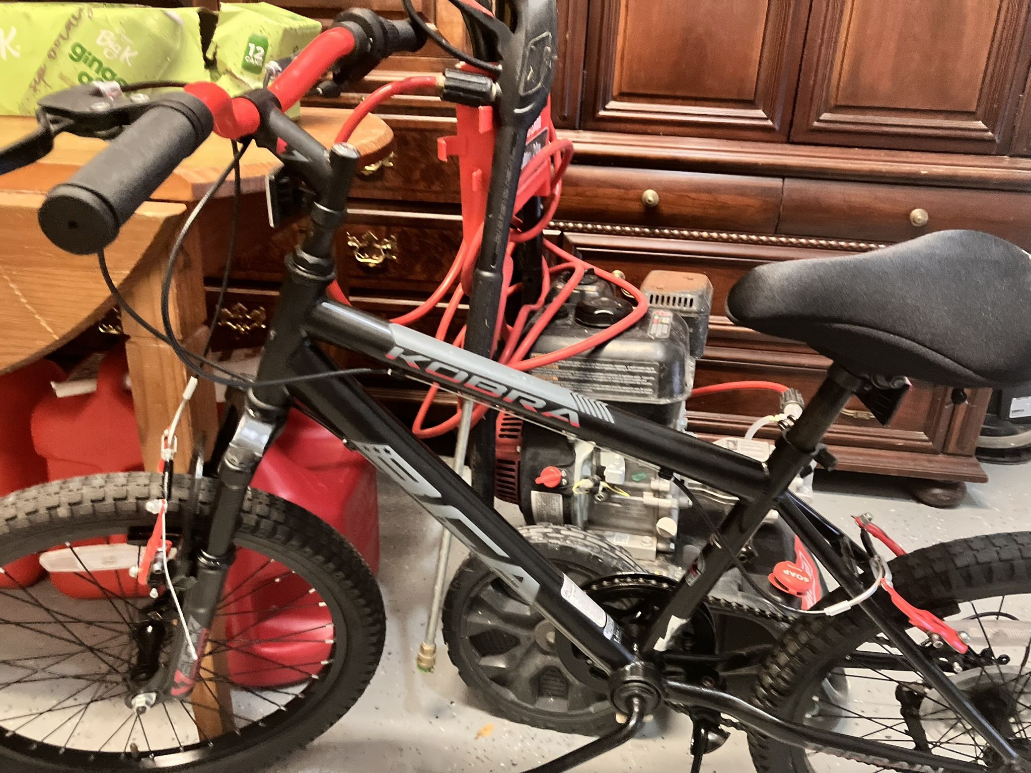 KIDS KOBRA Mountain Bike (6 Speed)