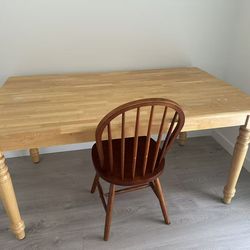 Moving sale - table and chairs set