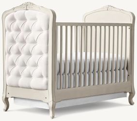 Colette Tufted Crib- Aged White