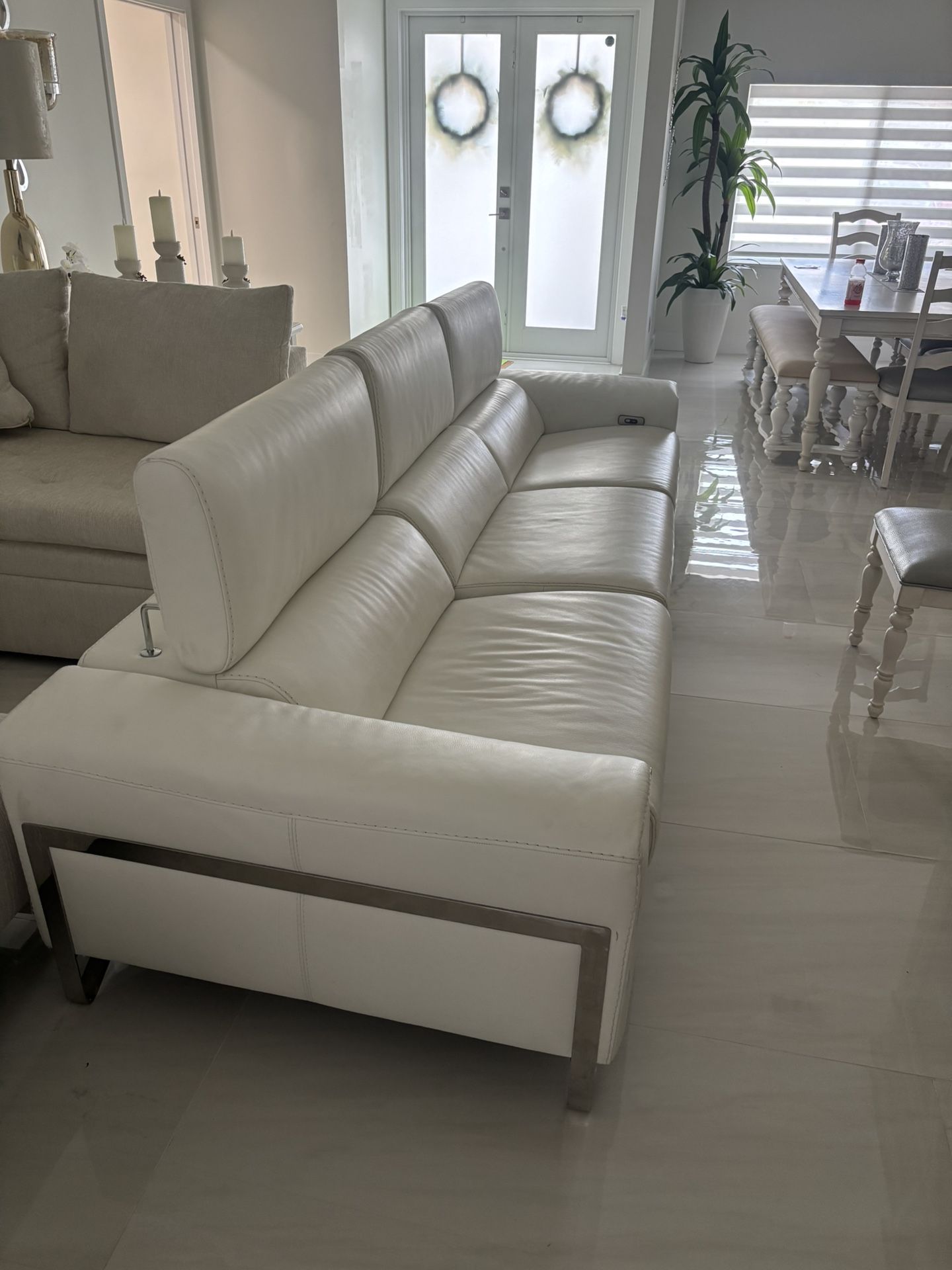 Estro Salotti Crosby Modern White Italian Leather Sofa