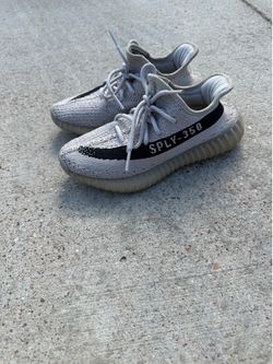 Yeezy boost 350 V2