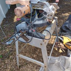 Table Saw Works Great New Blade 