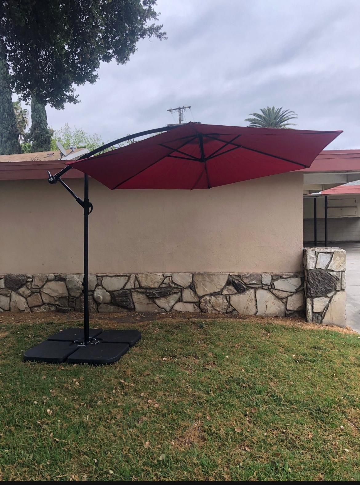 10Ft Cantilever Umbrella