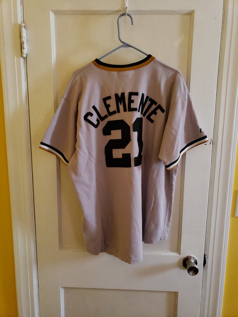 VTG Pittsburgh Pirates Roberto Clemente Jersey for Sale in Alpha, NJ -  OfferUp
