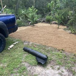 Mulch,rocks,landscape,woodwork