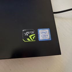 Dell Inspiron Gaming Laptop 15-7567 15.6" Core i5