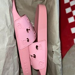 Women Pink Gucci Slides Size 7