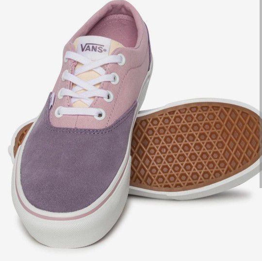 Vans - Doheny Platform Sneaker - Lace up - Women's Size 8 ( No Box)