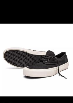 STRAYE Footwear - Gower Black Canvas Men’s Size 13