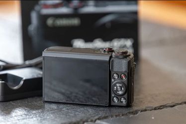 Canon G7 X Mark ii
