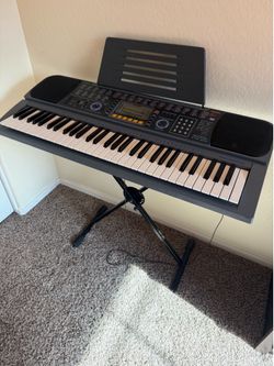 Piano / keyboard - Casio