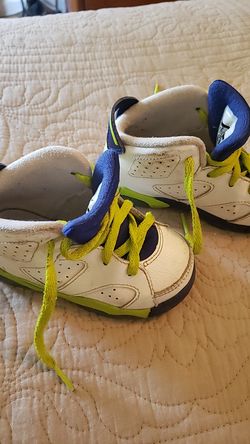 Air Jordans kids size 7