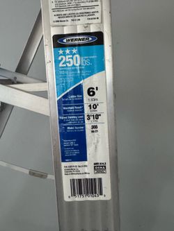 Aluminum ladder