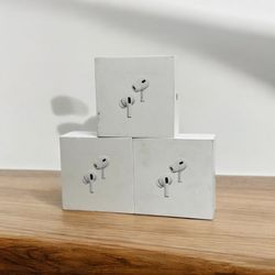 Apple AirPods Pro 2nd Gen 