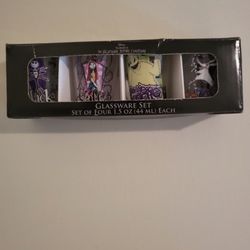 Tim Burton's the Nightmare Before Christmas 10oz 4 pc glassware glass set Disney