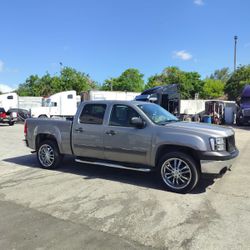 2007 GMC Sierra Sle