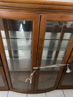 China Para Los Trastes Con La Mesa Y 6 Sillas