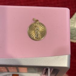 Gold Pendant Virgin Mary Pendant 