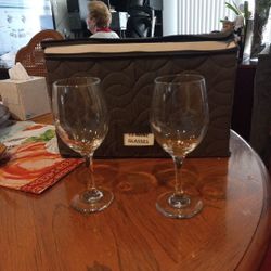 12 Set Wine Glasses With Cushion Case