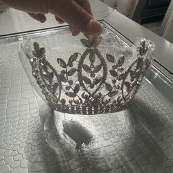 Quincenera crown