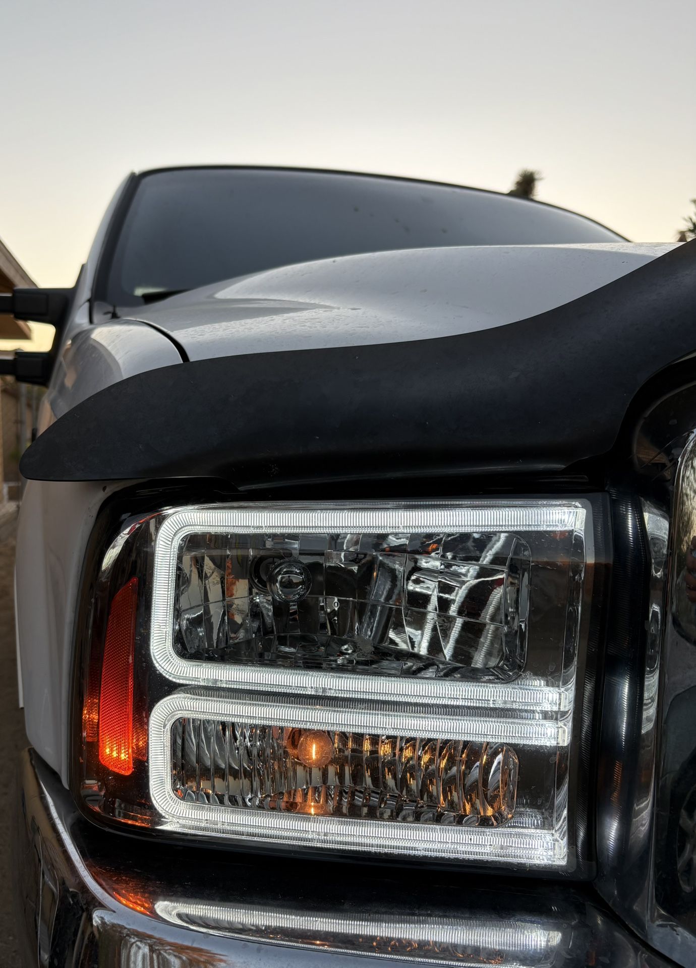 99-04 Ford F-250/350 Headlights