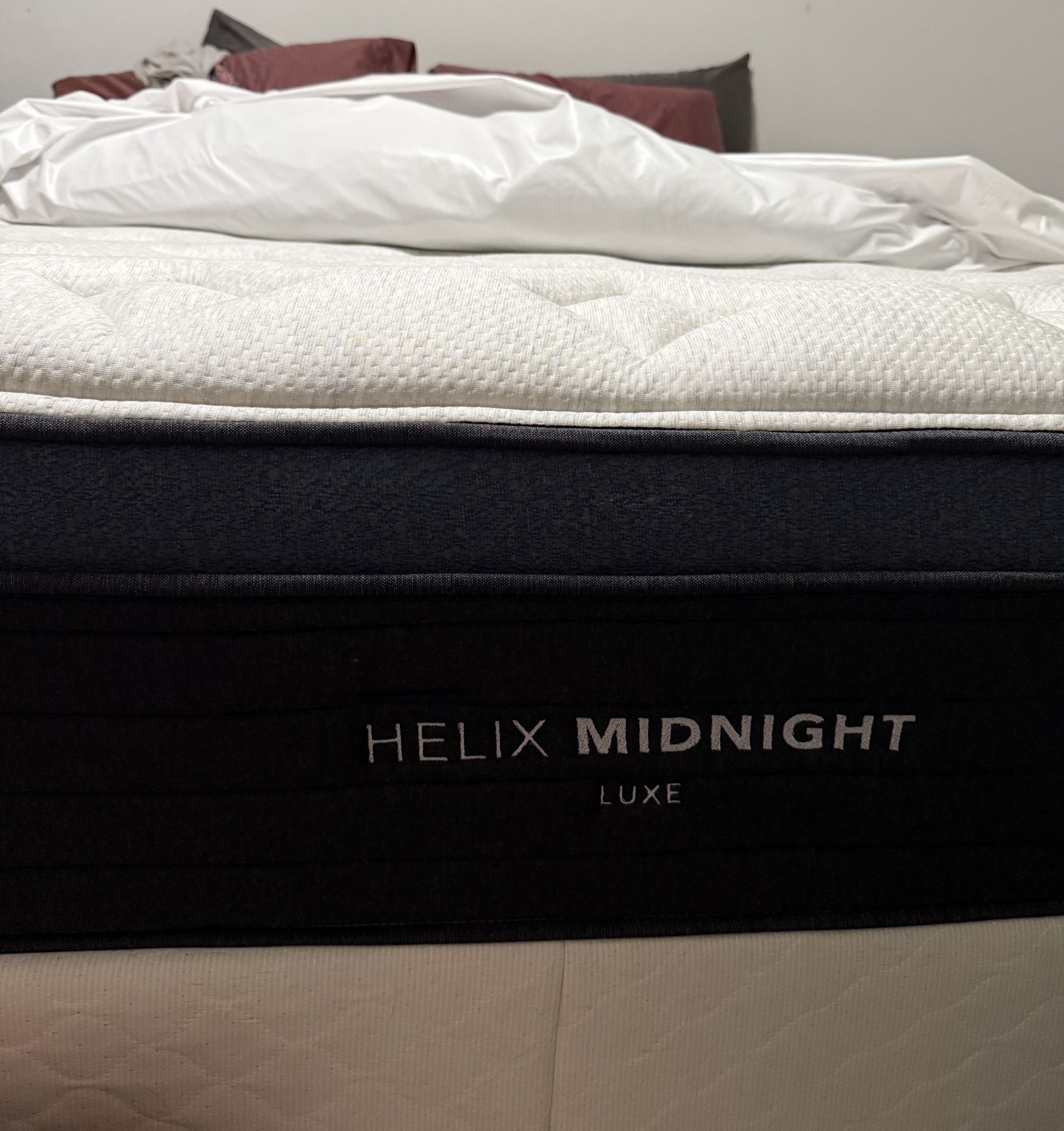Helix Midnight Luxe Queen Mattress
