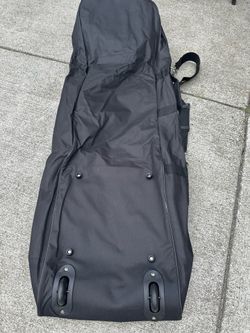 Traveling Golf bag , great condition, non smoke household