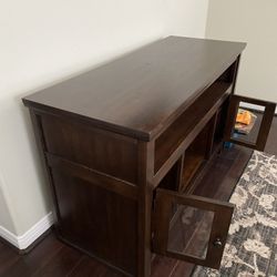 Cabinet With Chests 