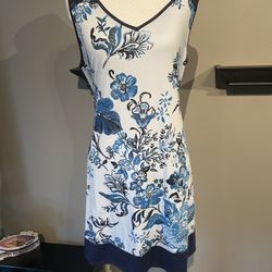 Blue floral nightgown