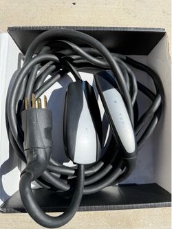 Tesla Mobile Connector Gen 2 240V 40A Charger – Tested & Working – $149