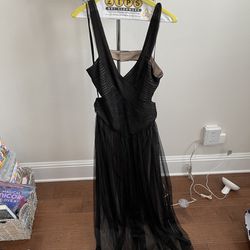 BCBG Long Black Tulle Skirt Dress Size 8