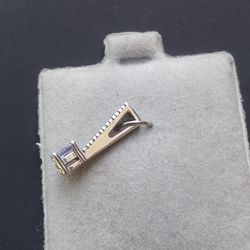 14k White Gold Diamond Pendant 