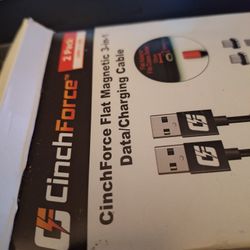 Magnetic 3-in-1 Data/charging Cable.