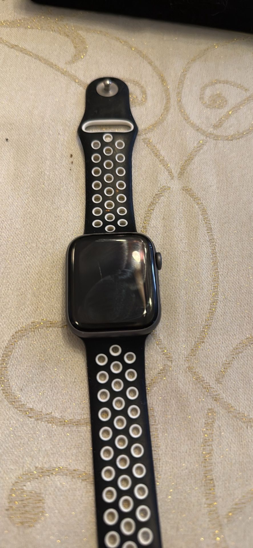 Apple Watch Series 4 (GPS + Cellular, 44mm) - Space Gray Case with Black Band