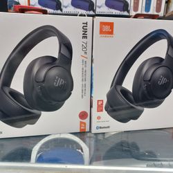 JBL Bluetooth Headphones 🎧 Tune 720. Brand New 