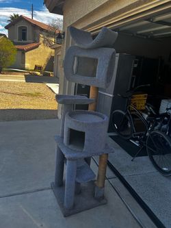 Cat tree