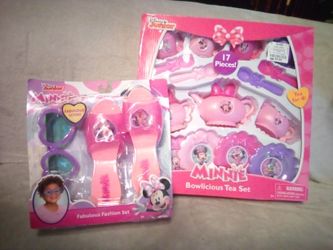 Minnie Mouse Fashion And Tea Set